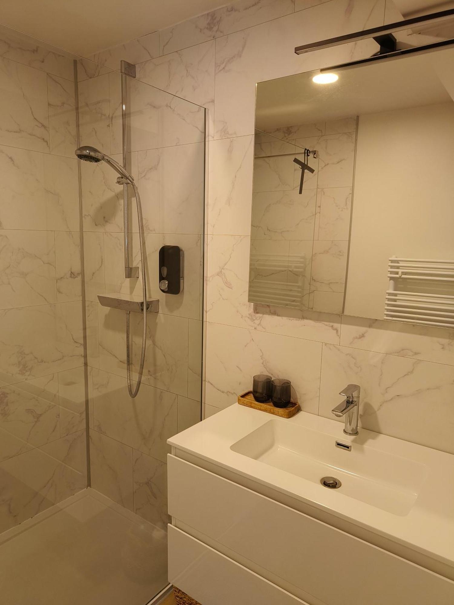 Maison De Marcel Big House Near Centre Free Parking Vakantiehuis *